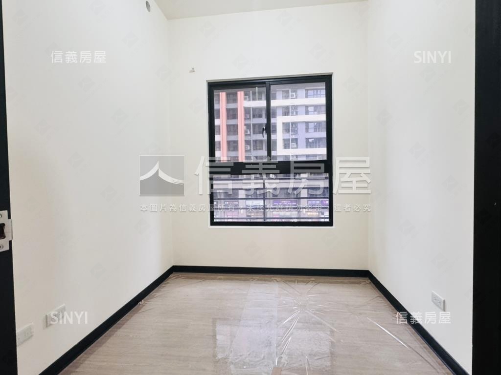 築禾忠孝苑二房平面車位房屋室內格局與周邊環境