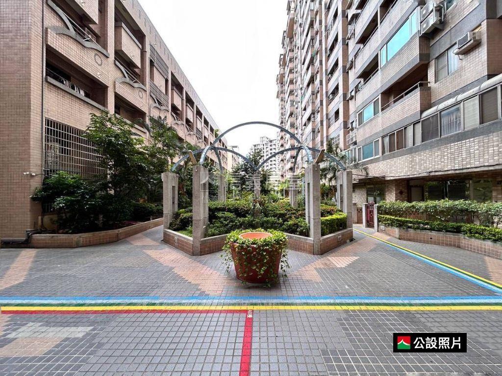 美麗殿經典一大房有陽台讚房屋室內格局與周邊環境