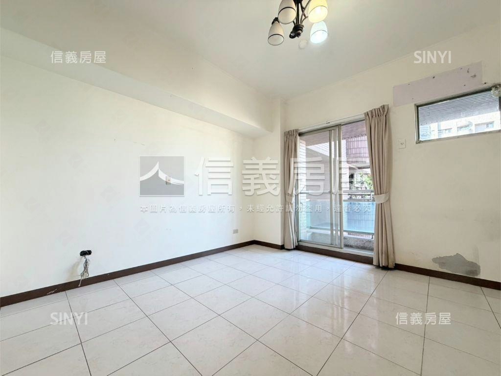 衛武國家採光高樓四房平車房屋室內格局與周邊環境