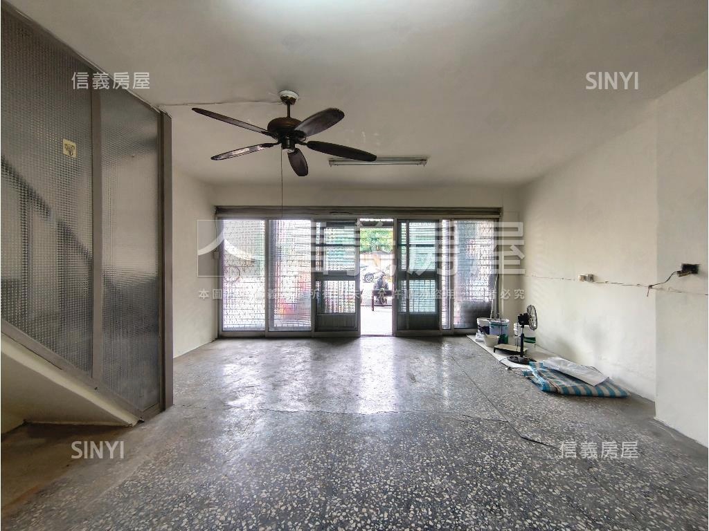 近捷運騎樓面寬店住房屋室內格局與周邊環境