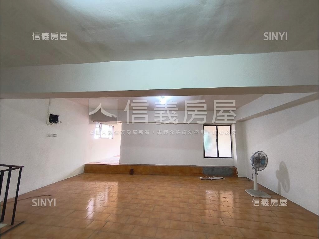 近捷運騎樓面寬店住房屋室內格局與周邊環境