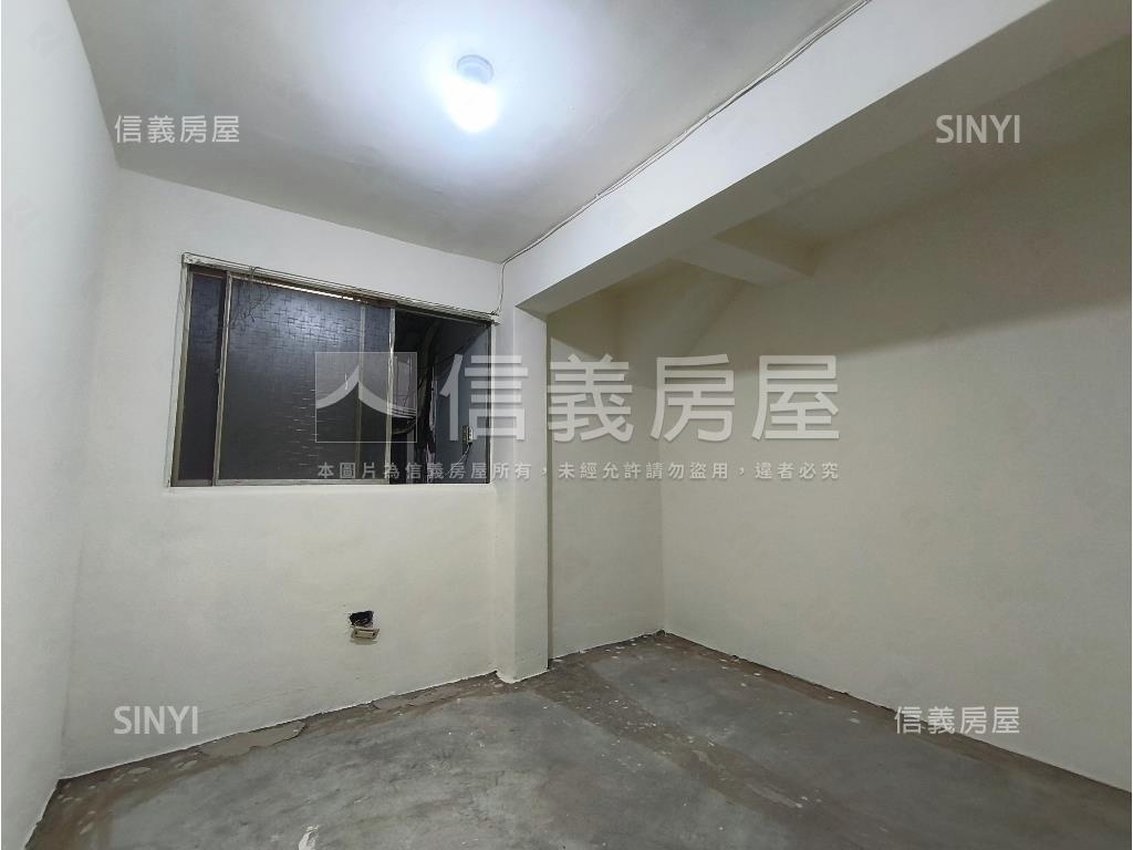 近捷運騎樓面寬店住房屋室內格局與周邊環境