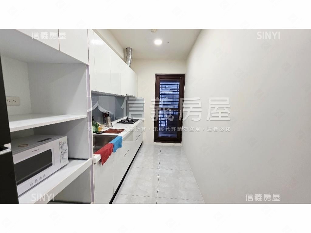 博悅連號雙平車位美居房屋室內格局與周邊環境