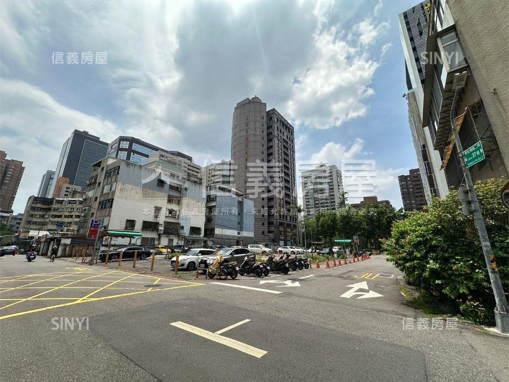 敦化南路大土持採光美寓房屋室內格局與周邊環境