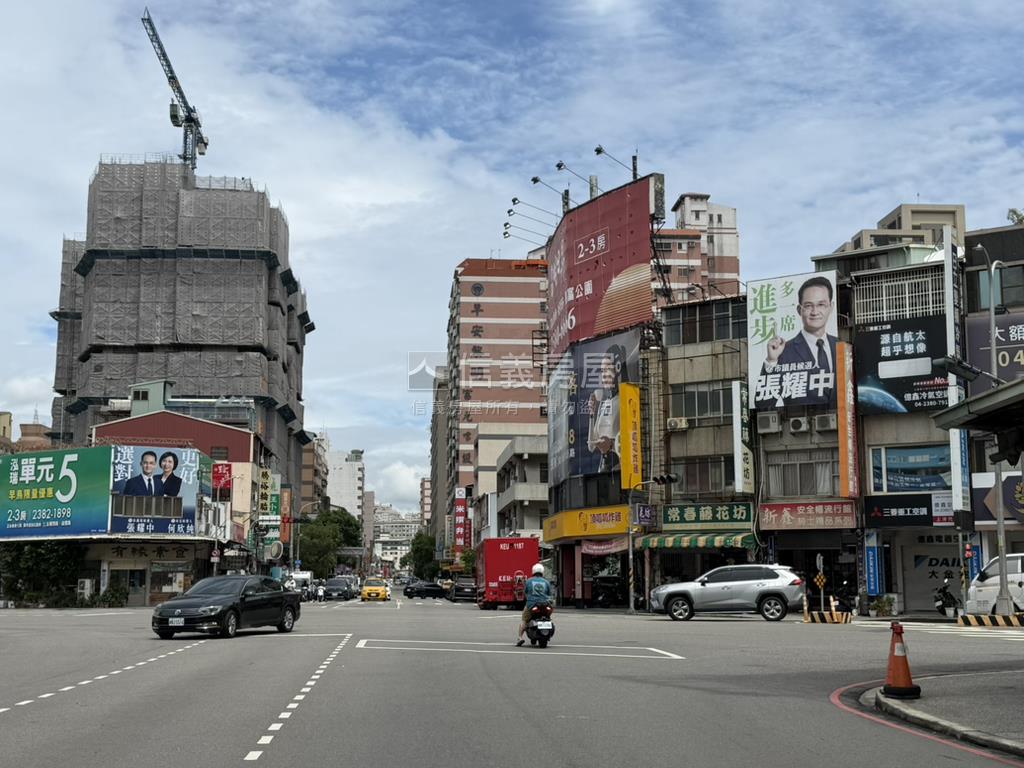 五權西路頂呱呱大面寬店面房屋室內格局與周邊環境