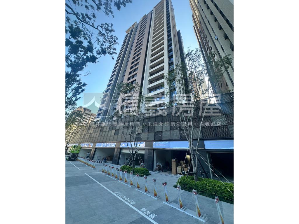 画世代新美齊店面房屋室內格局與周邊環境