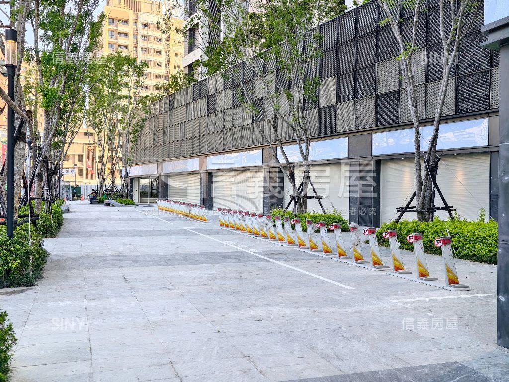 画世代新美齊店面房屋室內格局與周邊環境