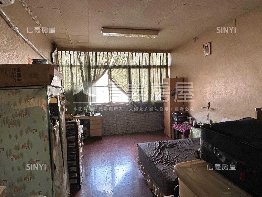 三多捷運正路傳家透天房屋室內格局與周邊環境