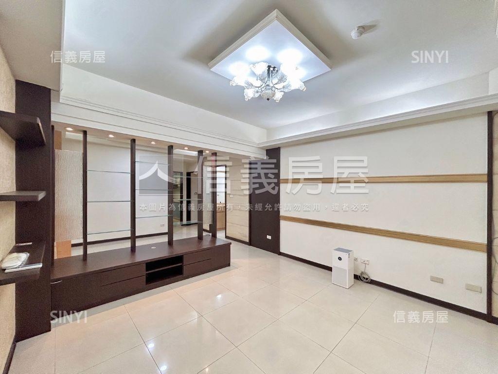 爵士悅三房附平面車位房屋室內格局與周邊環境