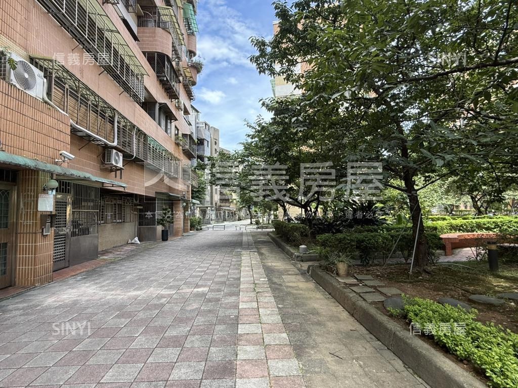 明湖國宅高樓層四房邊間房屋室內格局與周邊環境