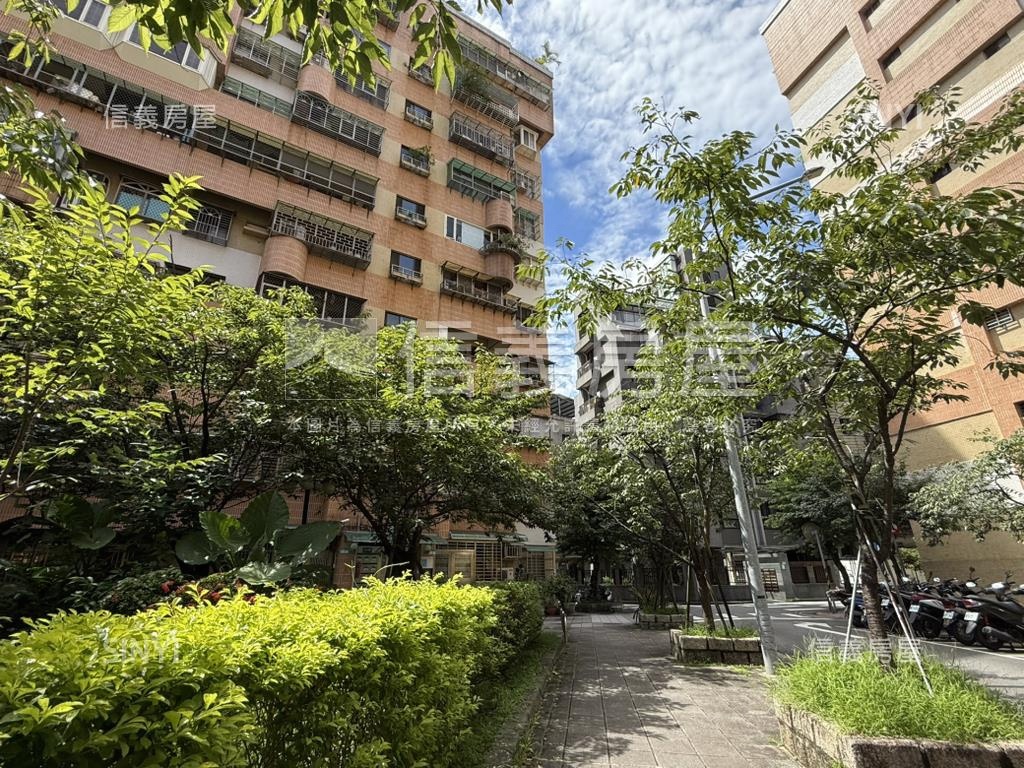 明湖國宅高樓層四房邊間房屋室內格局與周邊環境