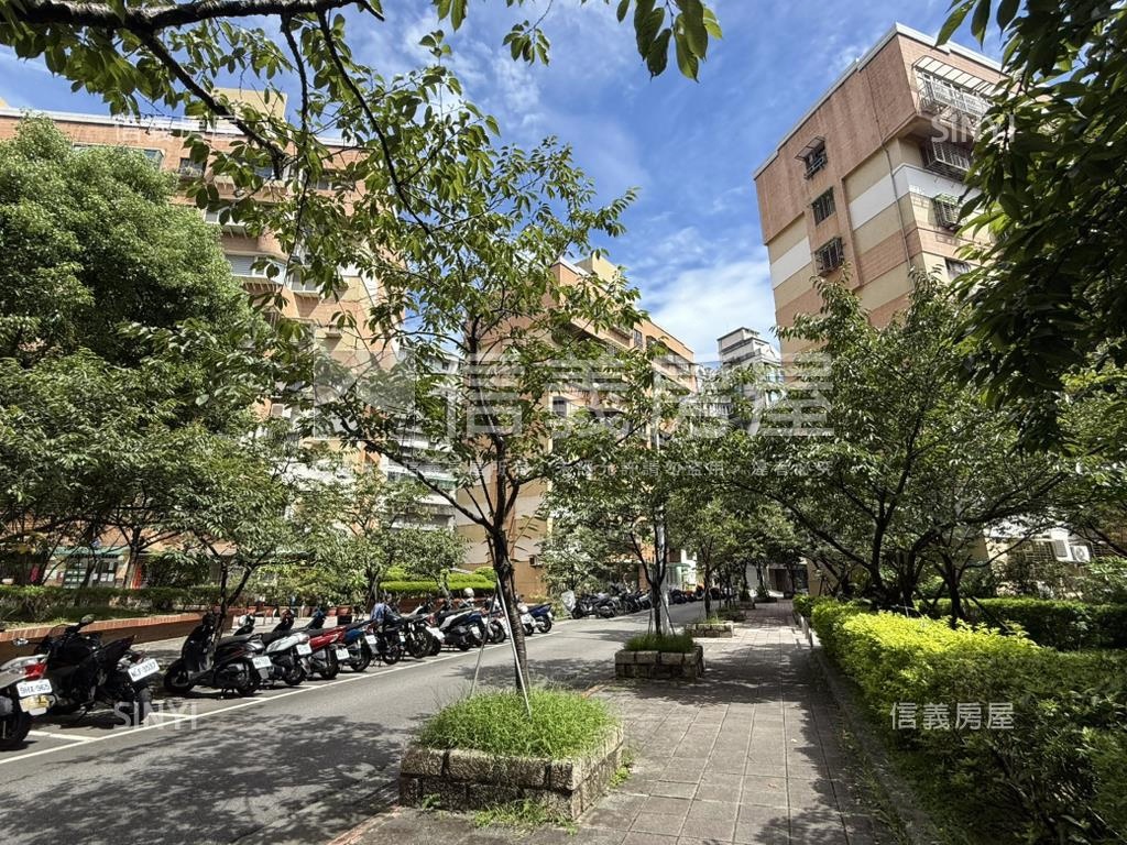 明湖國宅高樓層四房邊間房屋室內格局與周邊環境