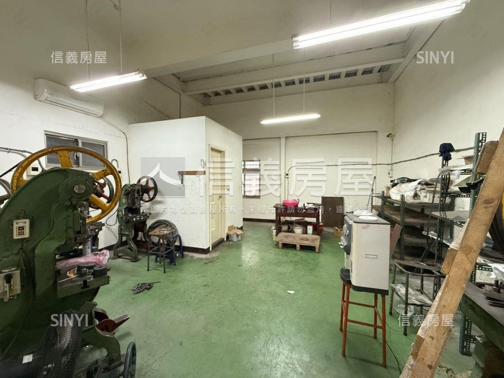 重新路五段優質廠辦房屋室內格局與周邊環境