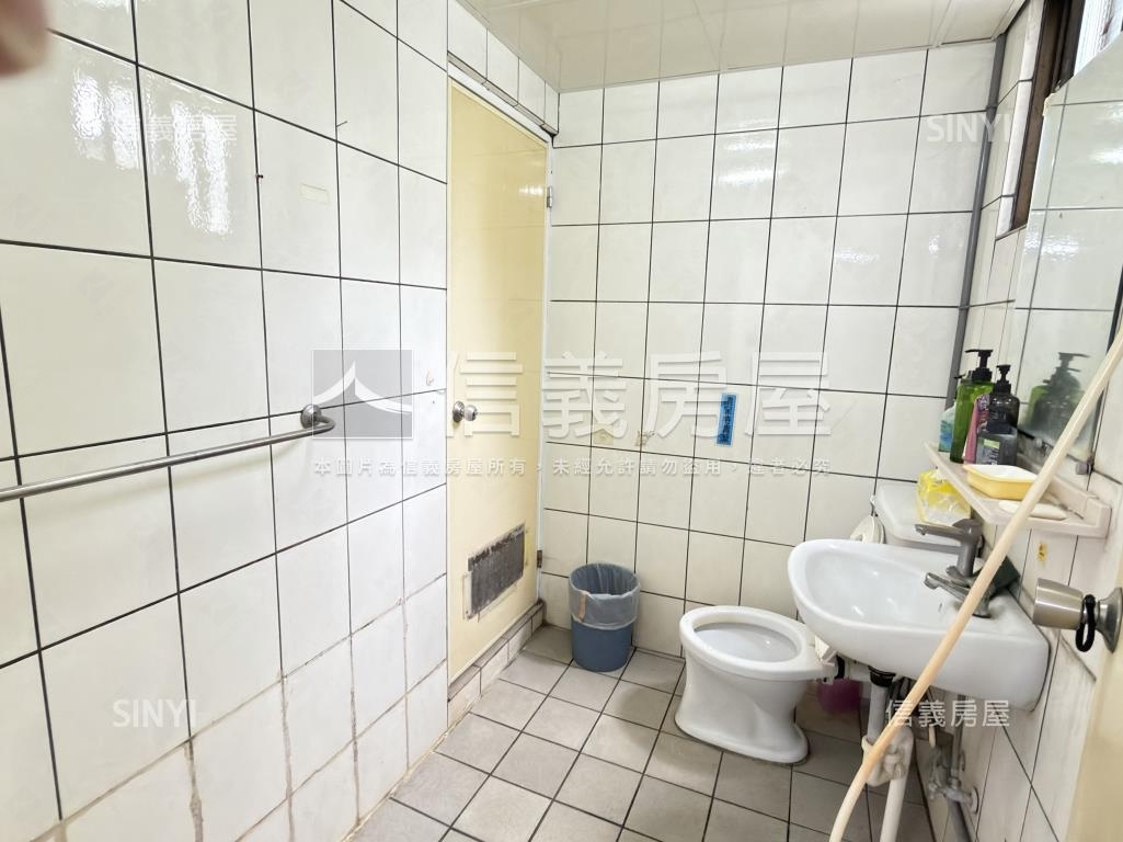 近勤美河畔旁四房公寓房屋室內格局與周邊環境