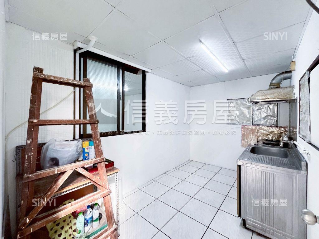 近勤美河畔旁四房公寓房屋室內格局與周邊環境