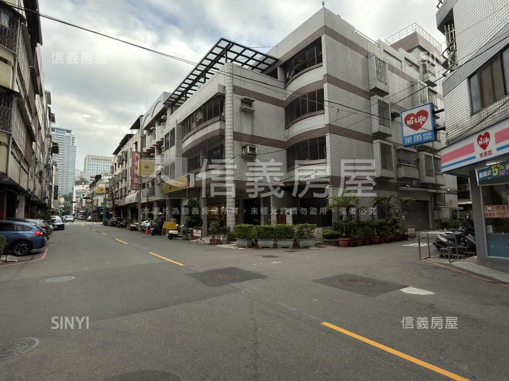 近勤美河畔旁四房公寓房屋室內格局與周邊環境