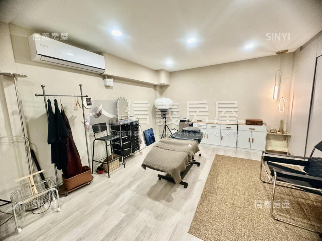 近捷運大面寬精美裝潢角店房屋室內格局與周邊環境