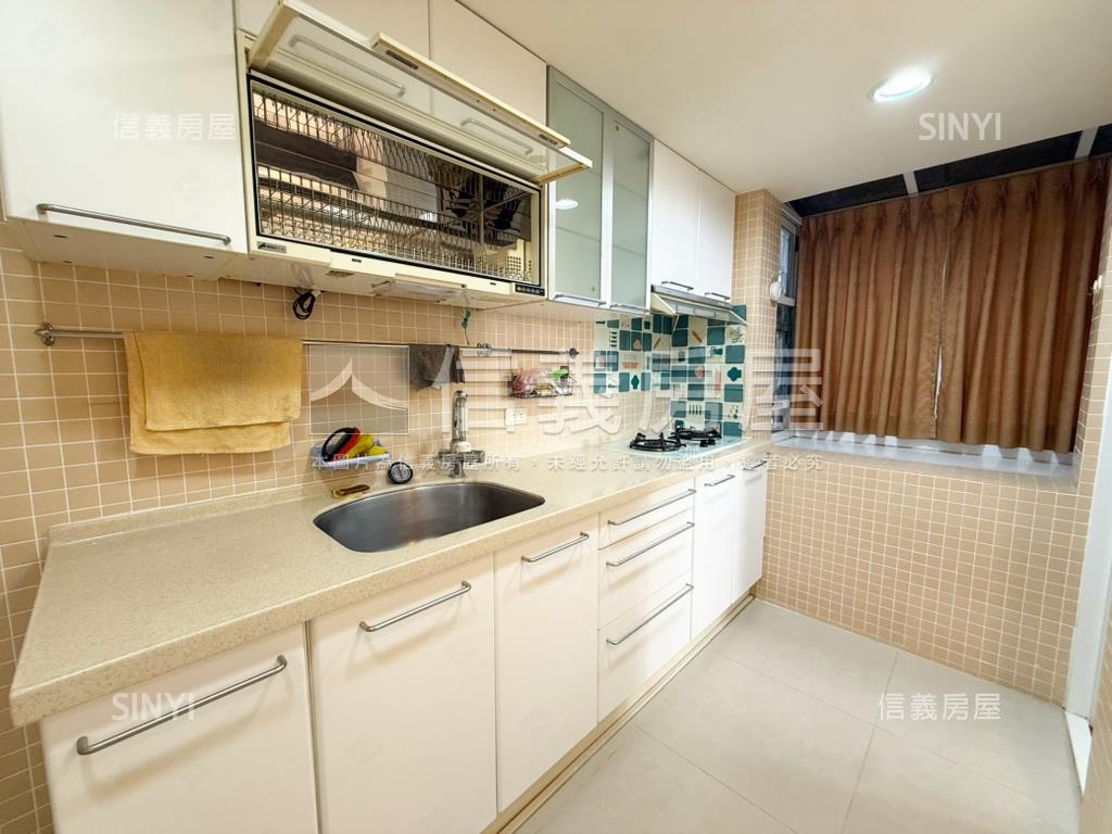 專任●天東邊間公寓２樓房屋室內格局與周邊環境