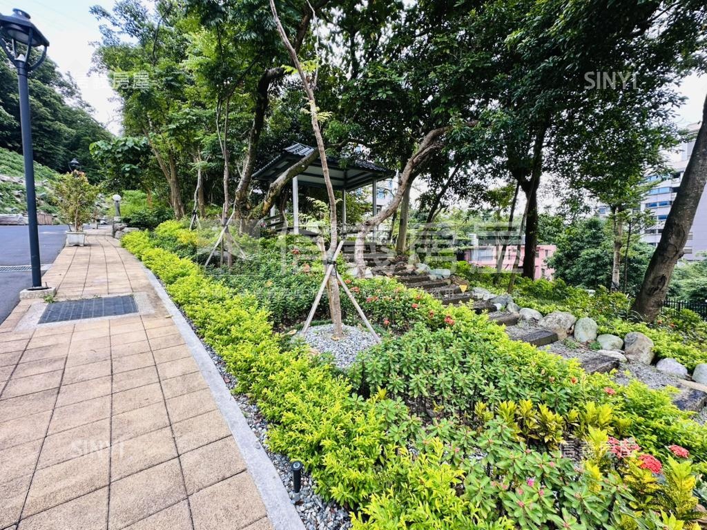 湯泉邊間景觀３房房屋室內格局與周邊環境