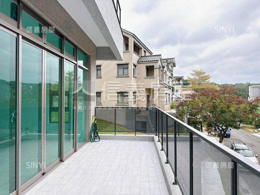 愛迪生全新採光車庫透天房屋室內格局與周邊環境