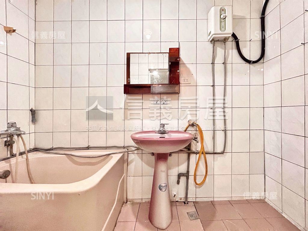 新泰路透天收租置產兩相宜房屋室內格局與周邊環境