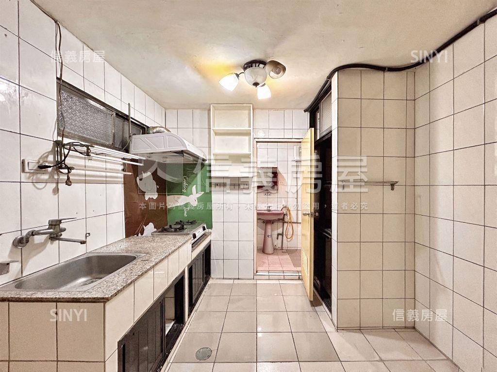 新泰路透天收租置產兩相宜房屋室內格局與周邊環境