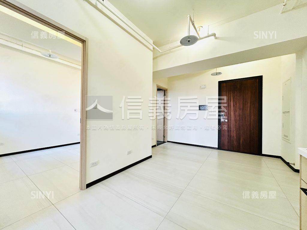 新碩兩房十三樓之一房屋室內格局與周邊環境