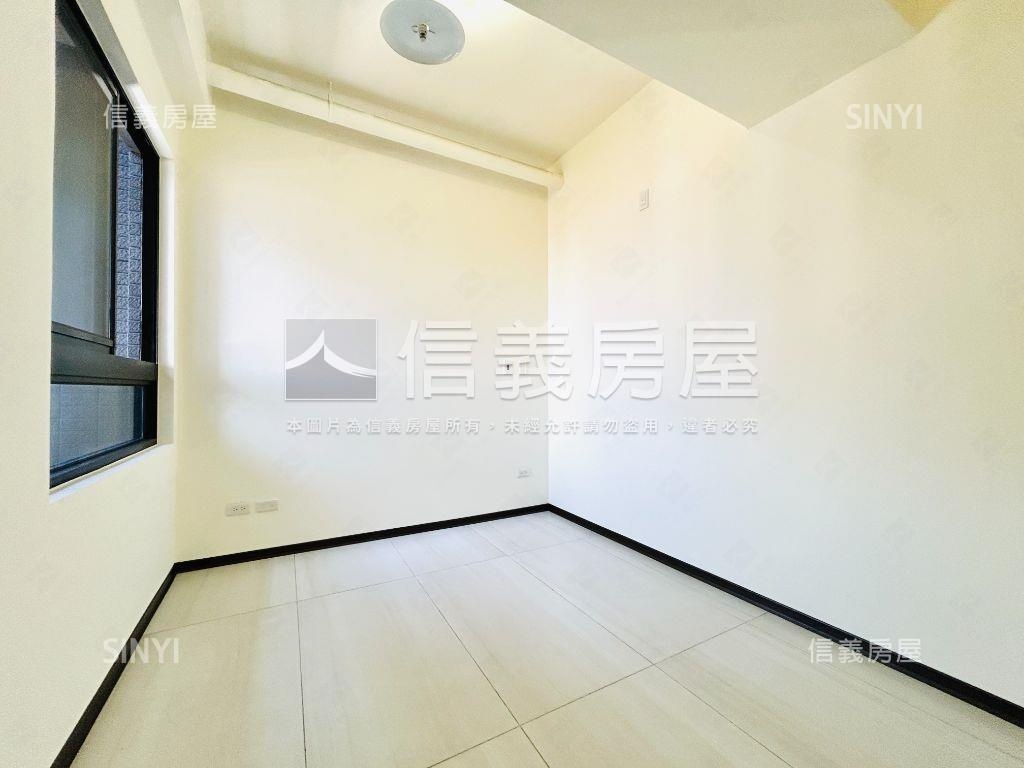 新碩兩房十三樓之一房屋室內格局與周邊環境