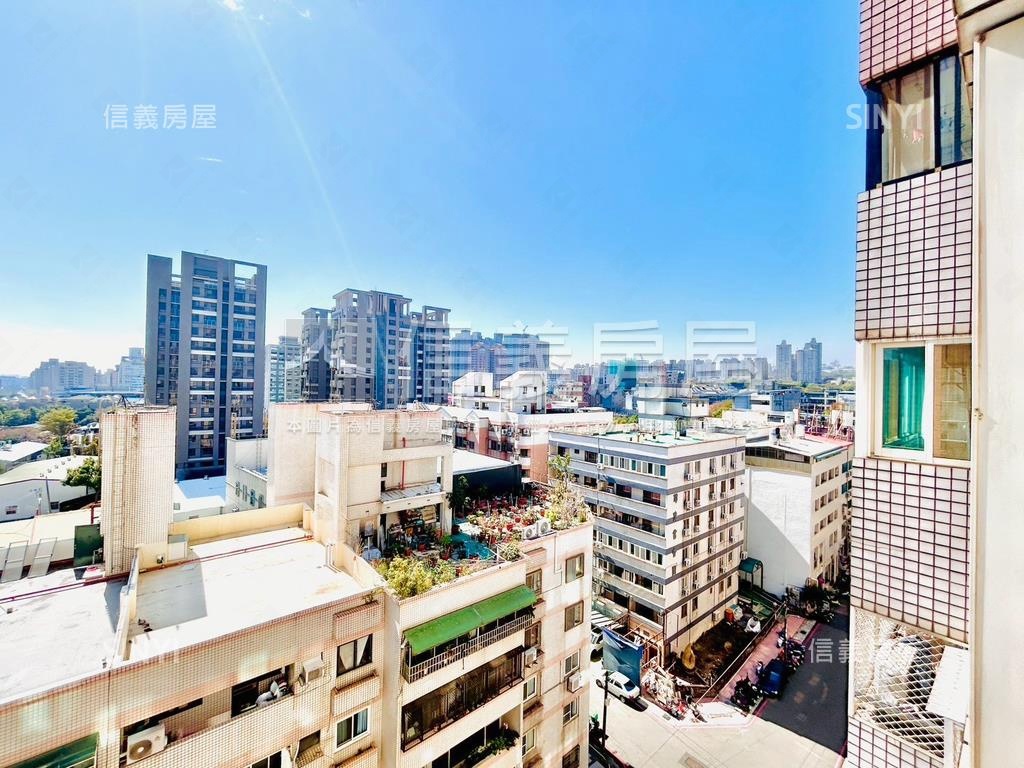 御景江山２房車位學區宅房屋室內格局與周邊環境