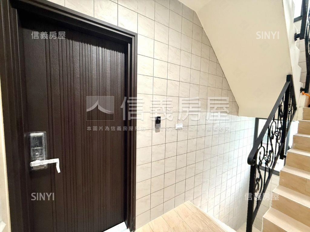 府中站捷運電梯華廈房屋室內格局與周邊環境