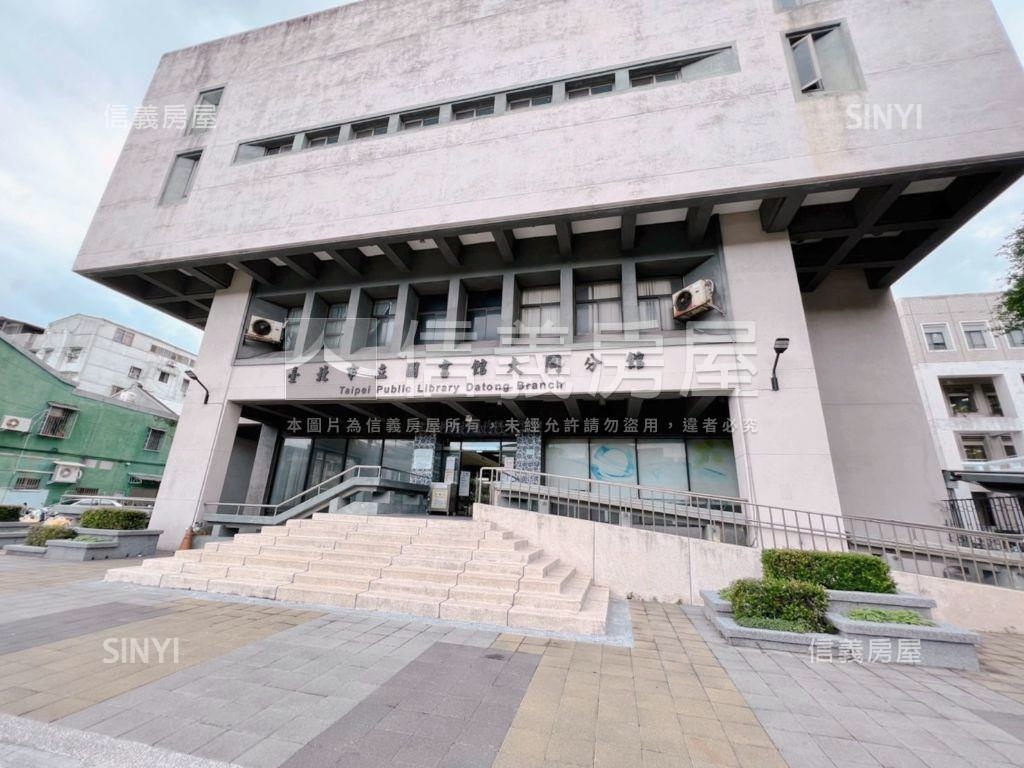 承德正馬路角窗金店面房屋室內格局與周邊環境