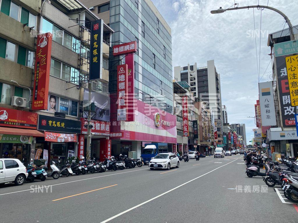 瑞隆商圈面寬店住公寓一樓房屋室內格局與周邊環境
