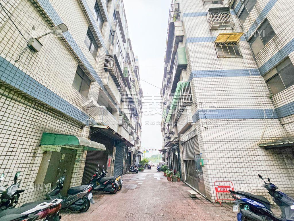 南勢高ｃｐ值三房平面車位房屋室內格局與周邊環境