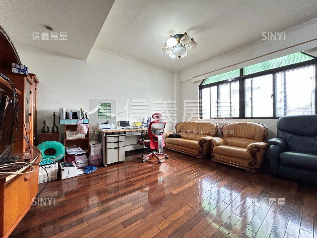 專任市場店面住家１～３樓房屋室內格局與周邊環境