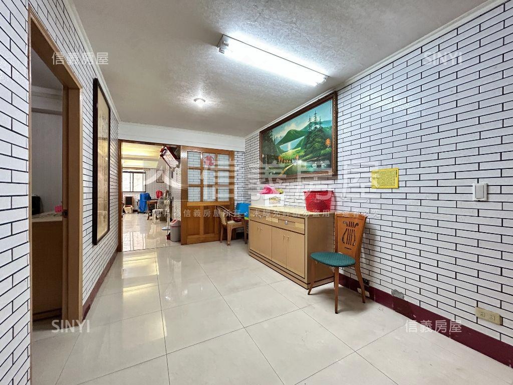 專任市場店面住家１～３樓房屋室內格局與周邊環境
