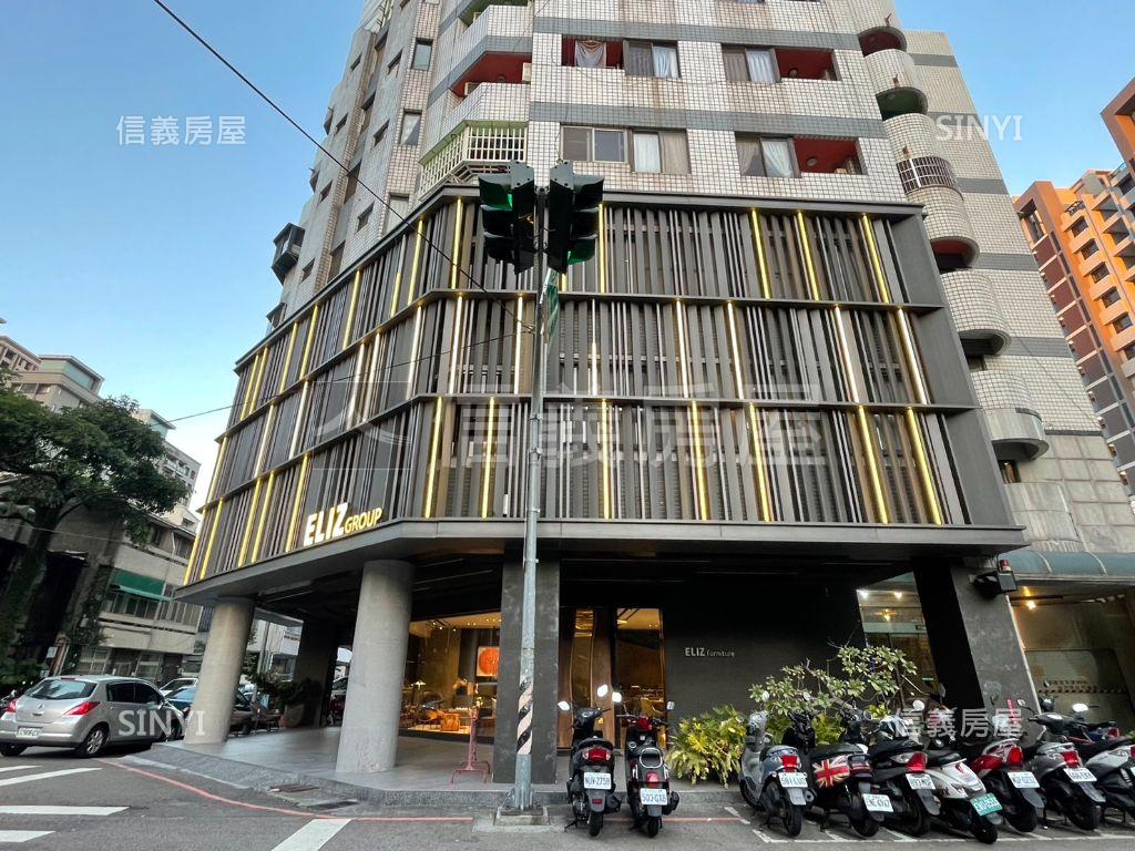 東方嘉磐旁大面寬角店房屋室內格局與周邊環境