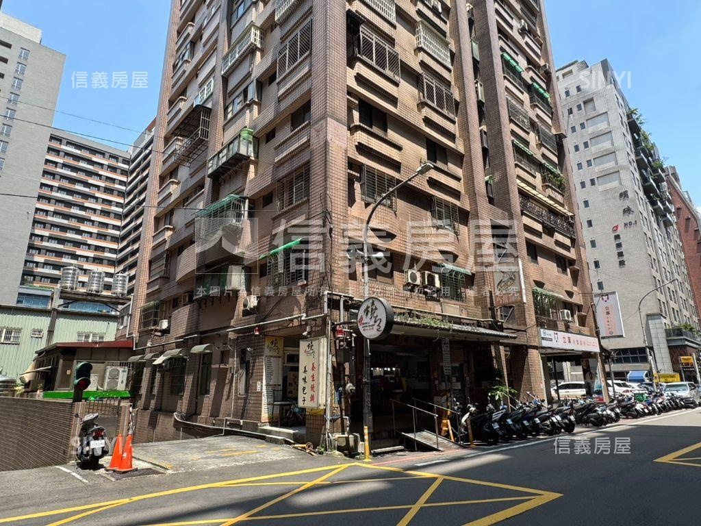 Ａ８站長庚商圈得意居３房房屋室內格局與周邊環境