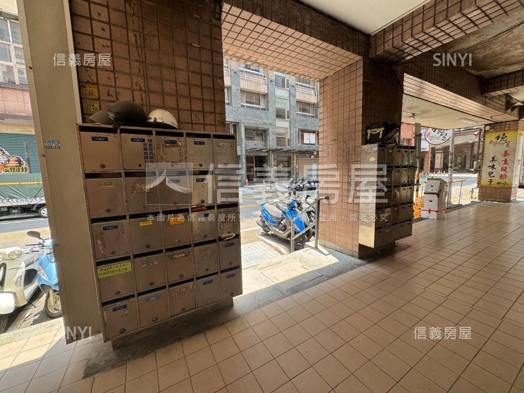 Ａ８站長庚商圈得意居３房房屋室內格局與周邊環境