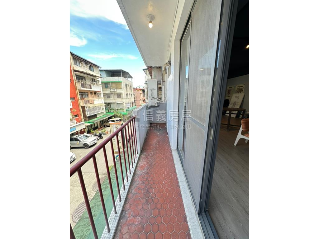 新店中央路漂亮靜巷３樓房屋室內格局與周邊環境