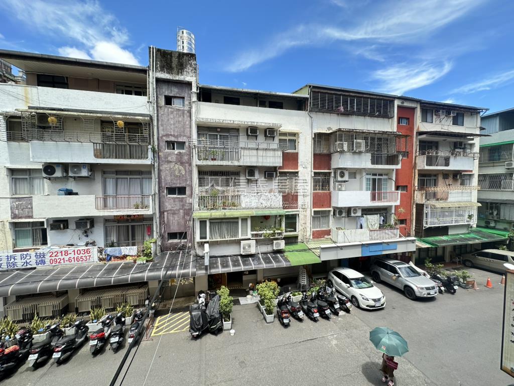 新店中央路漂亮靜巷３樓房屋室內格局與周邊環境