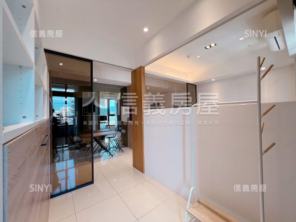 上東城。美妝２房帶車位房屋室內格局與周邊環境