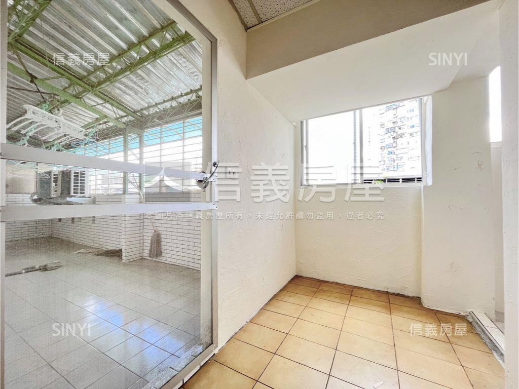靜巷高樓和煦大三房房屋室內格局與周邊環境