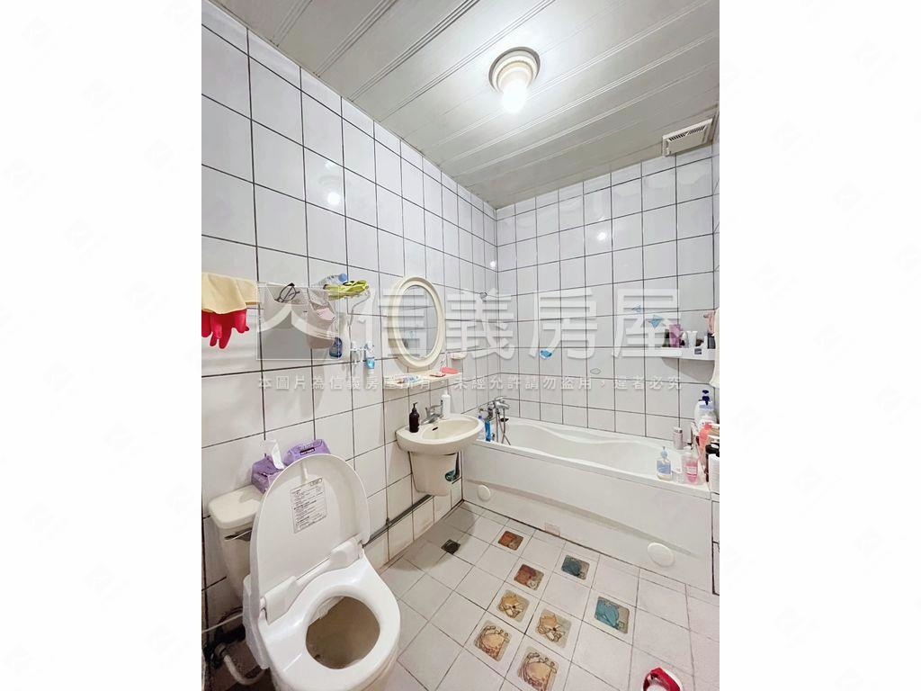 靜巷高樓和煦大三房房屋室內格局與周邊環境