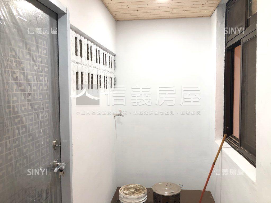 馬尼馬尼。精華地段好店面房屋室內格局與周邊環境