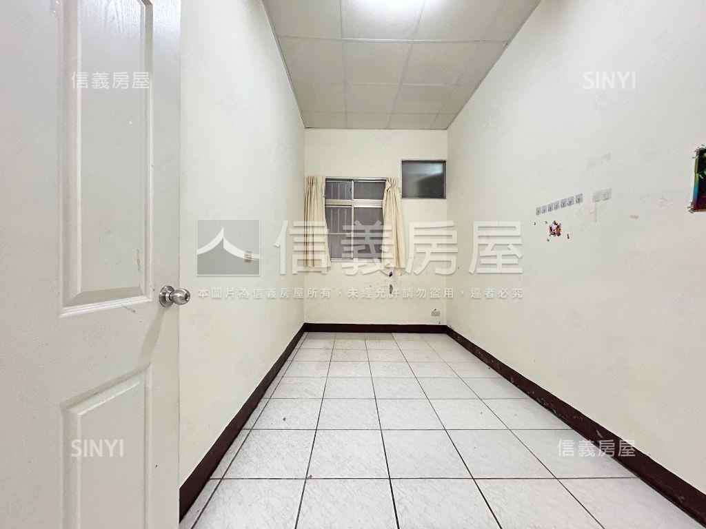 麗富金城三房房屋室內格局與周邊環境