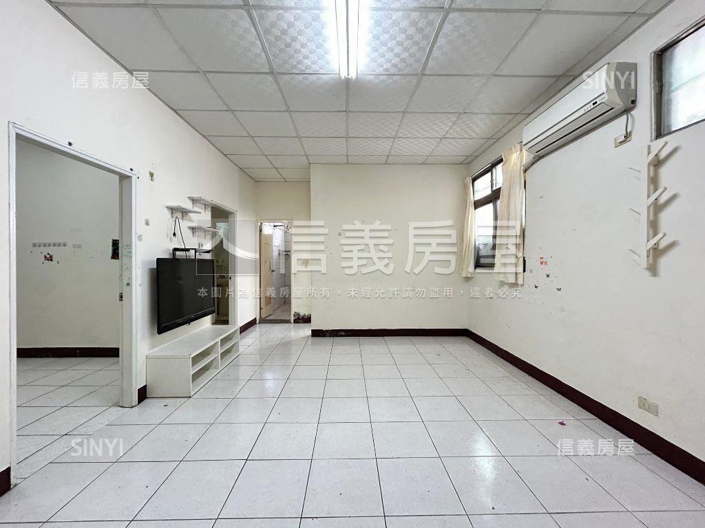 麗富金城三房房屋室內格局與周邊環境