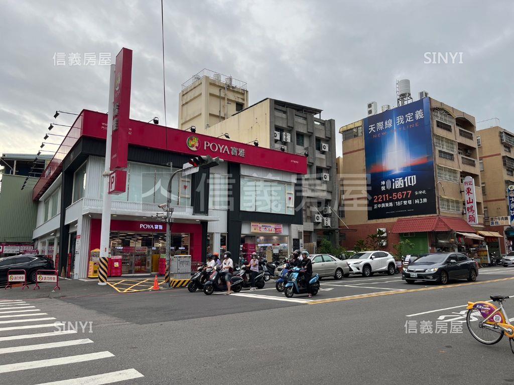 太子鎮。約七米五面寬樓店房屋室內格局與周邊環境