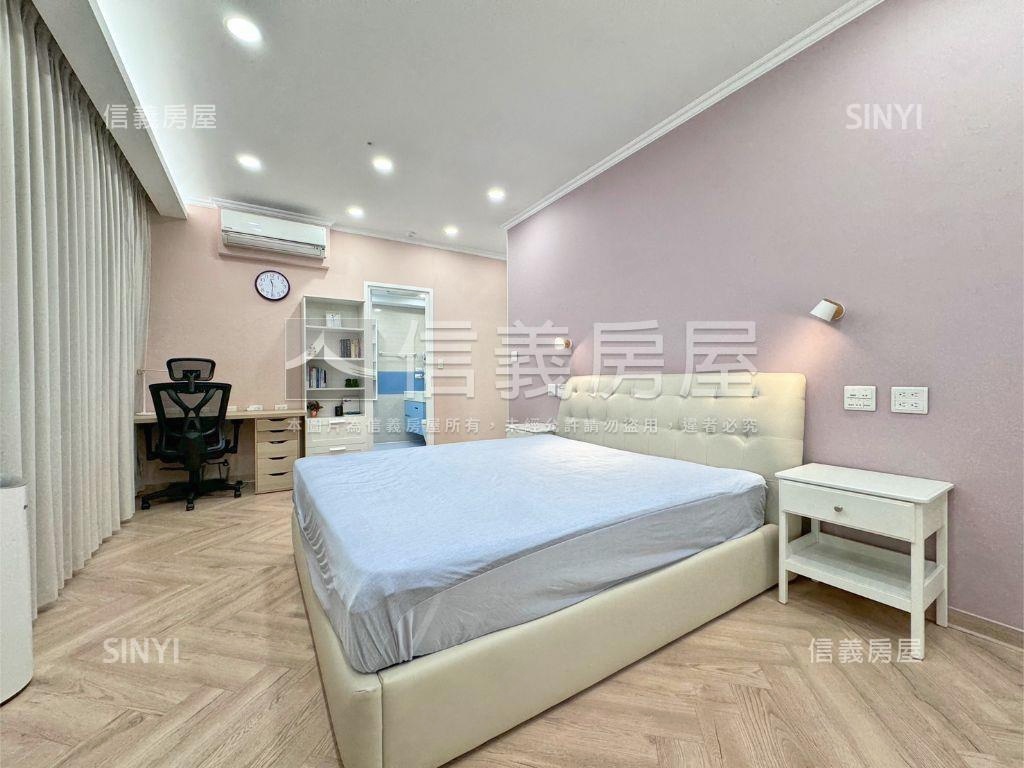 雲世紀Ａ區精裝二房平車房屋室內格局與周邊環境