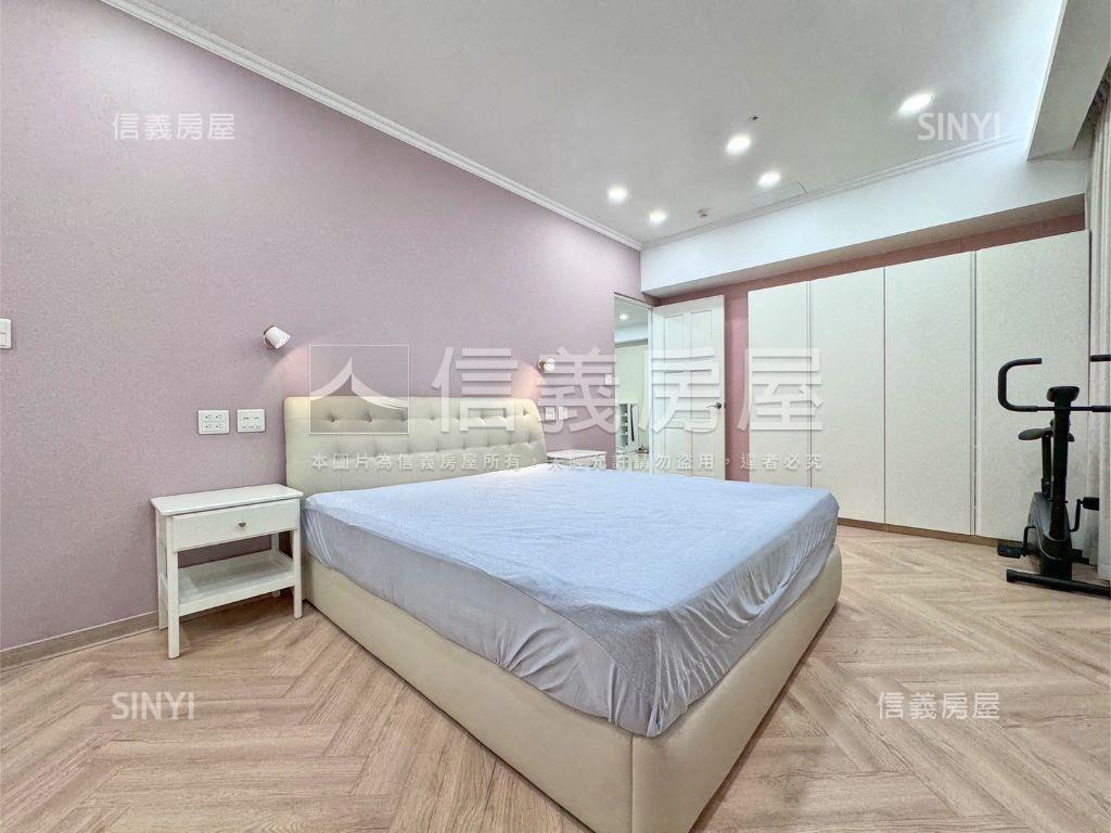 雲世紀Ａ區精裝二房平車房屋室內格局與周邊環境