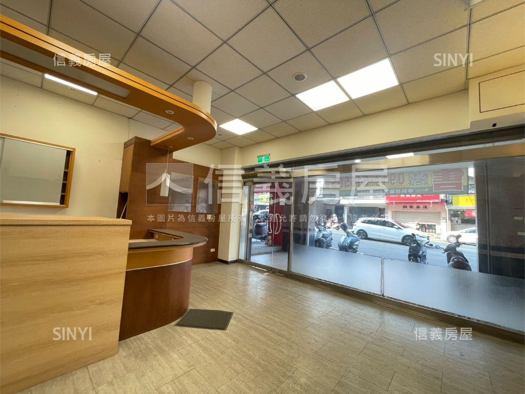 西屯路三段顯眼店面房屋室內格局與周邊環境